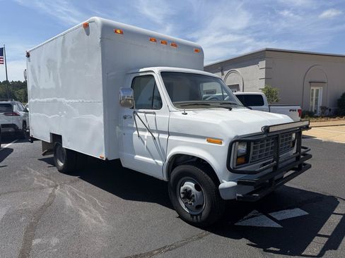 Used 1990 Ford E-350 and Econoline 350 RWD image 3