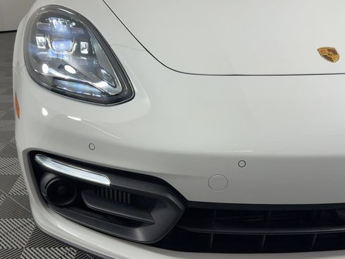 Certified 2023 Porsche Panamera Platinum Edition image 11