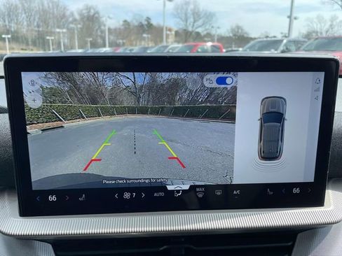 New 2026 Ford Explorer Active RWD image 21