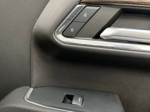 Used 2023 Chevrolet Silverado 1500 LT image 26