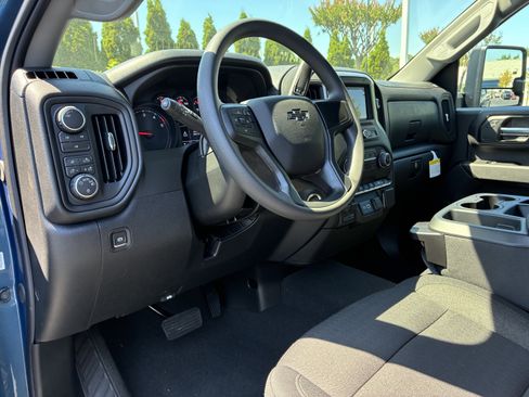New 2026 Chevrolet Silverado 2500 Custom w/ Custom Value Package AWD/4WD image 24