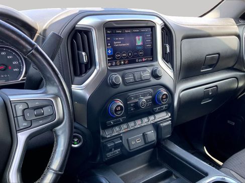 Used 2020 Chevrolet Silverado 1500 RST AWD/4WD image 7