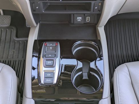 Used 2020 Honda Ridgeline RTL-E image 19