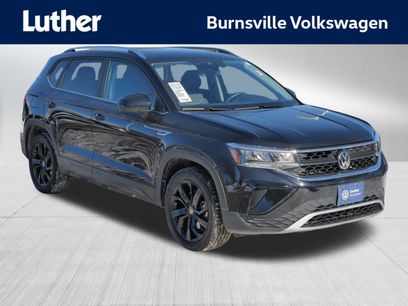 Certified 2023 Volkswagen Taos SE w/ Panoramic Sunroof Package