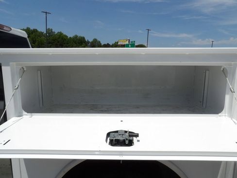 Used 2024 Chevrolet Silverado 3500 LT w/ Convenience Package AWD/4WD image 51