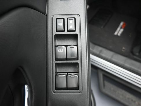 Used 2023 Nissan Frontier PRO-4X w/ Pro Convenience Package image 6