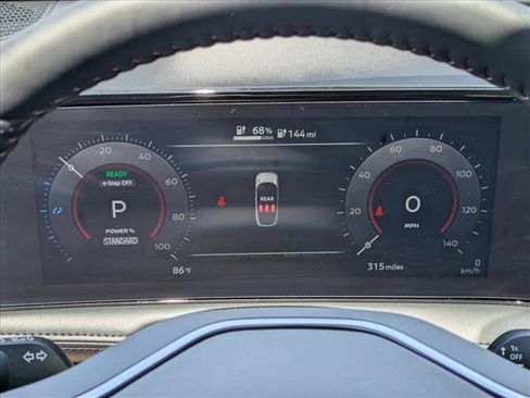 Used 2024 Nissan Ariya AWD image 11