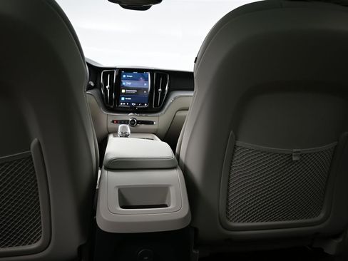 Used 2025 Volvo XC60 T8 Ultra w/ Protection Package Premier image 18