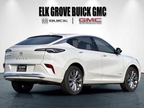 New 2026 Buick Envista Avenir image 4