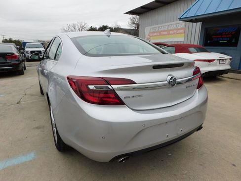 Used 2016 Buick Regal Premium image 5