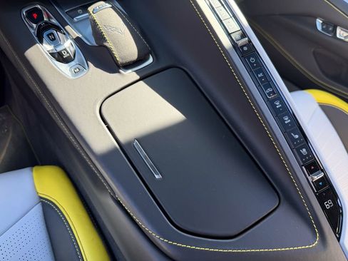 Used 2022 Chevrolet Corvette Stingray Premium Cpe image 35