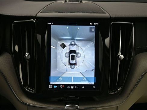 Used 2024 Volvo XC60 B5 Ultimate w/ Protection Package Premier image 21