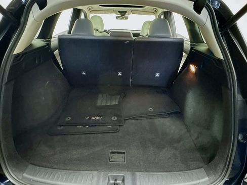 Used 2023 INFINITI QX50 Luxe AWD/4WD image 25
