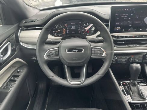 Used 2024 Jeep Compass Limited AWD/4WD image 15