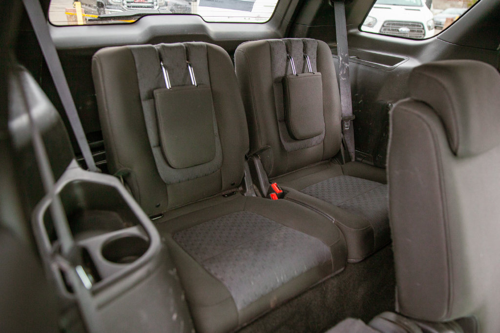 Used 2014 Ford Explorer XLT w/ Equipment Group 201A FWD image 12