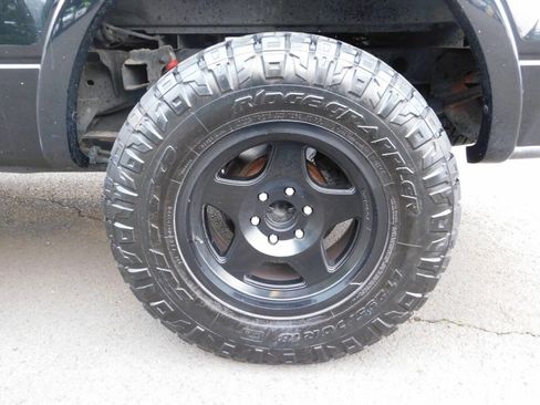 Used 2004 Ford F150 Lariat image 24