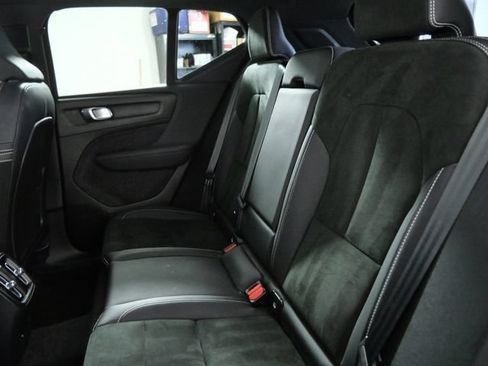 Used 2023 Volvo XC40 Recharge Plus AWD/4WD image 12