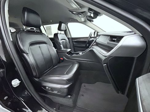 Certified 2022 Jeep Grand Cherokee L Limited image 15