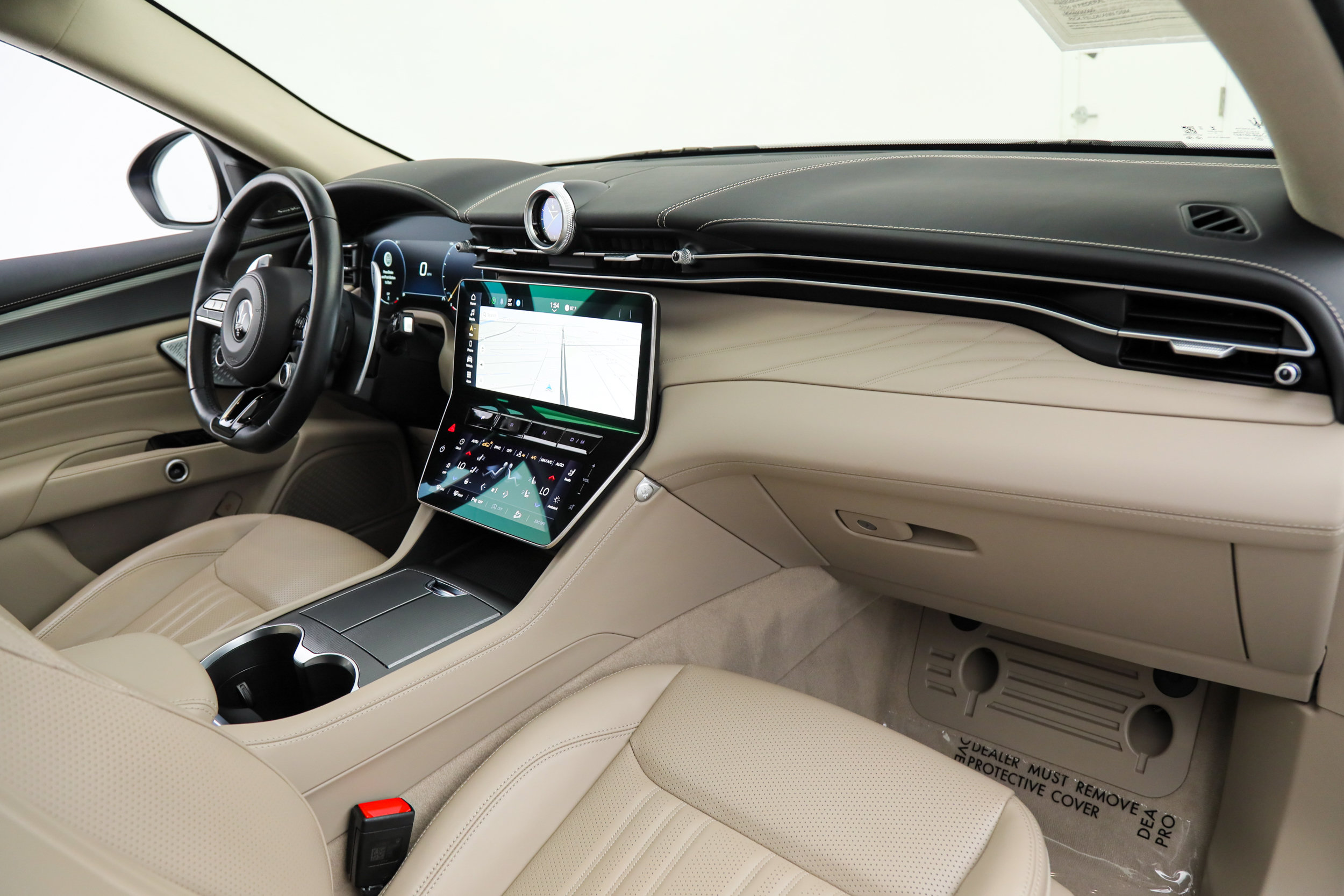 Certified 2023 Maserati Grecale GT AWD/4WD image 10