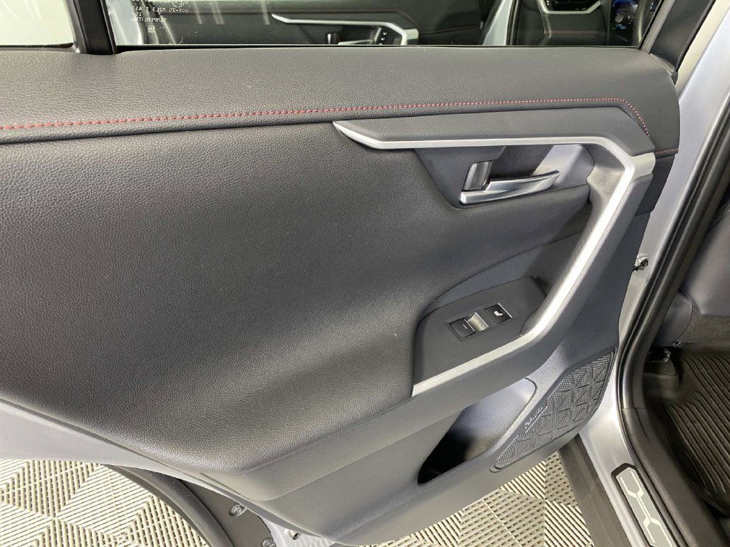 Used 2024 Toyota RAV4 XSE w/ Premium Package AWD/4WD image 28