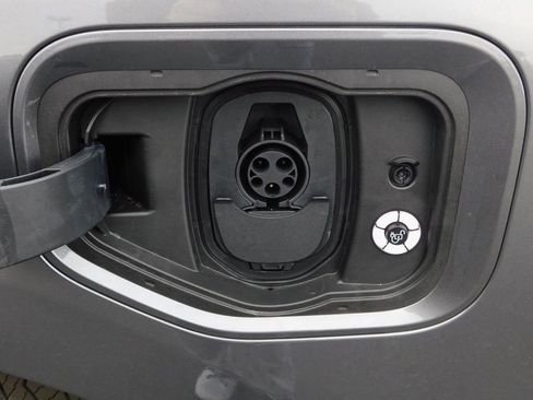 New 2023 Ford F150 Lightning XLT w/ Equipment Group 312A High image 39