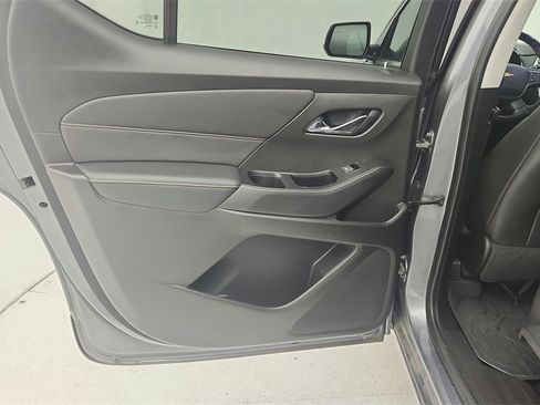 Certified 2020 Chevrolet Traverse Premier image 30