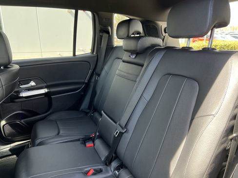 Certified 2020 Mercedes-Benz GLB 250 image 32