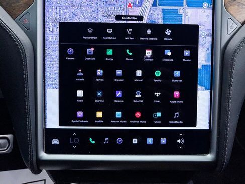 Used 2021 Tesla Model X Long Range image 8