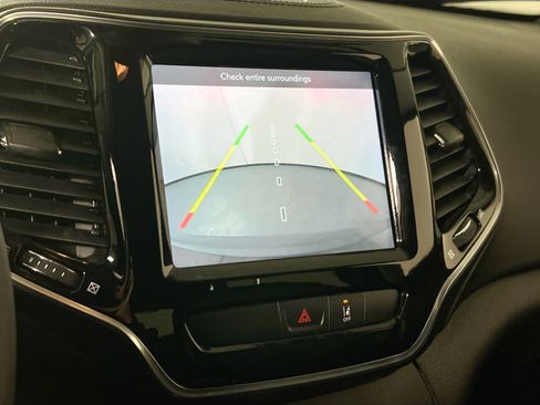 Used 2022 Jeep Cherokee Limited image 13