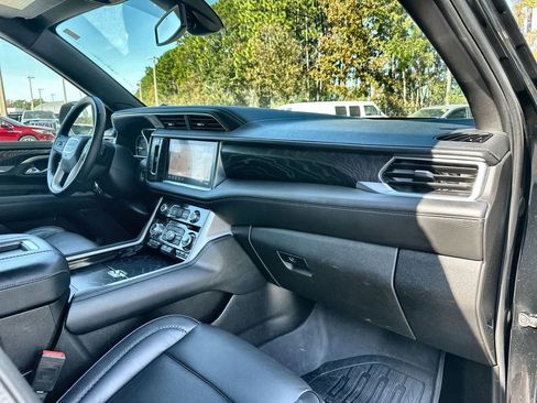 Certified 2021 GMC Yukon Denali image 29
