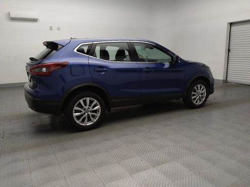 Used 2021 Nissan Rogue Sport S image 10