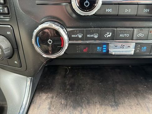 Used 2022 Ford F150 Lariat image 37