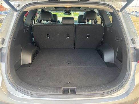 Used 2023 Hyundai Santa Fe SEL w/ Premium Package image 29
