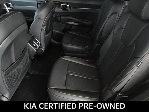 Certified 2025 Kia Sorento EX w/ EX Panoramic Sunroof Package AWD/4WD image 14
