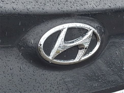 Certified 2023 Hyundai Kona Limited w/ Cargo Package image 29