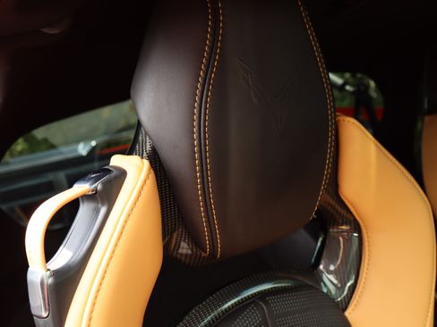 Used 2020 Chevrolet Corvette Stingray Preferred Cpe w/ 2LT Preferred Equipment Group RWD image 25