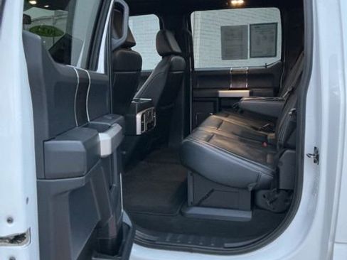 Used 2022 Ford F350 Lariat w/ FX4 Off-Road Package image 21