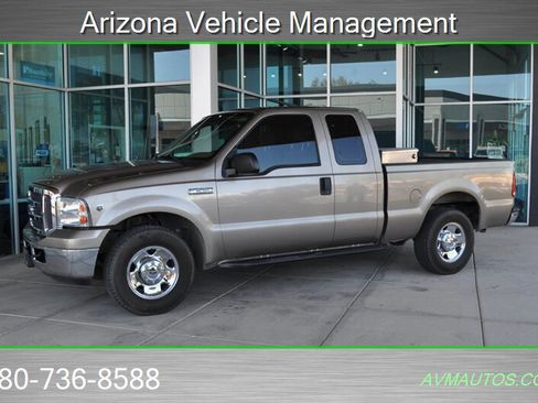 Used 2005 Ford F250 XLT RWD image 4
