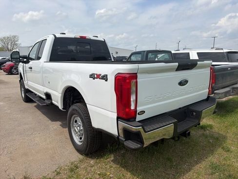 Certified 2025 Ford F350 XL AWD/4WD image 8