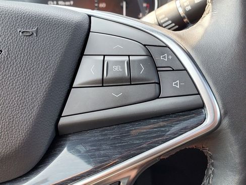 Certified 2024 Cadillac XT5 Premium Luxury w/ LPO, Floor Liner Package AWD/4WD image 22
