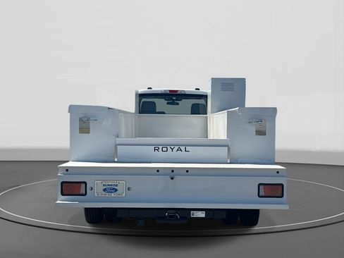 New 2025 Ford F550 2WD Regular Cab Super Duty image 6