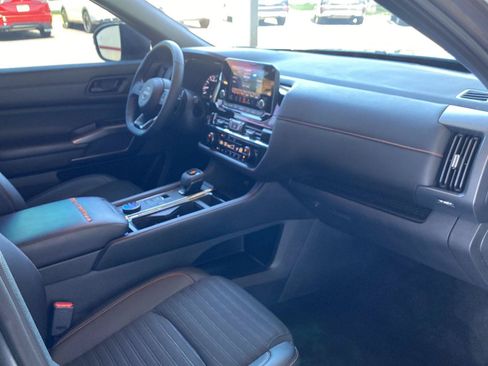 Used 2024 Nissan Pathfinder Rock Creek AWD/4WD image 28