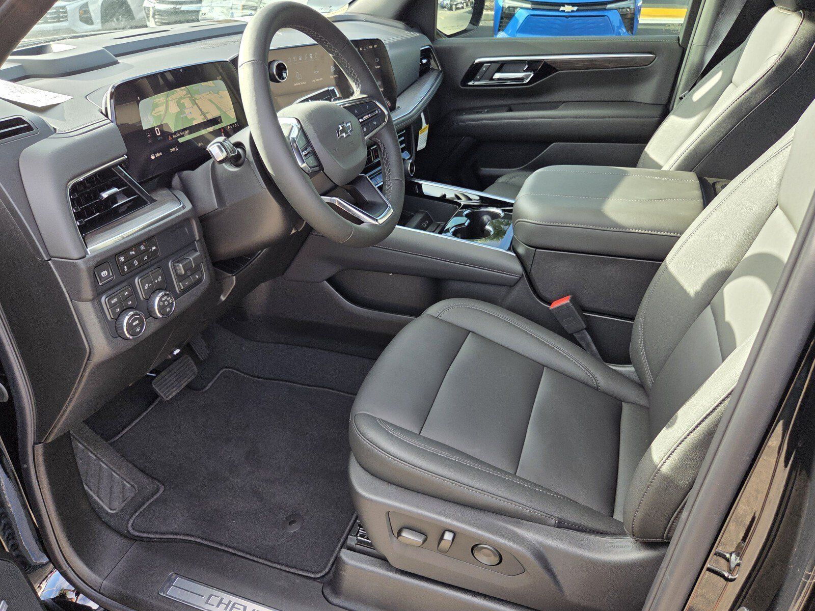 New 2026 Chevrolet Suburban Z71 w/ Z71 Off-Road Package AWD/4WD image 5