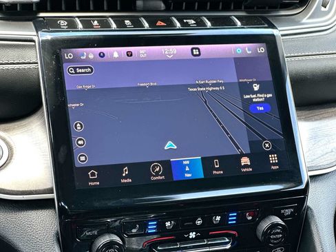 Used 2023 Jeep Grand Cherokee Limited w/ Luxury Tech Group II AWD/4WD image 20