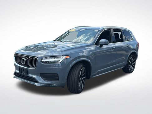 Used 2021 Volvo XC90 T6 Momentum w/ Climate Package AWD/4WD image 3