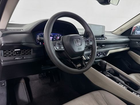 Used 2024 Honda Accord EX image 21