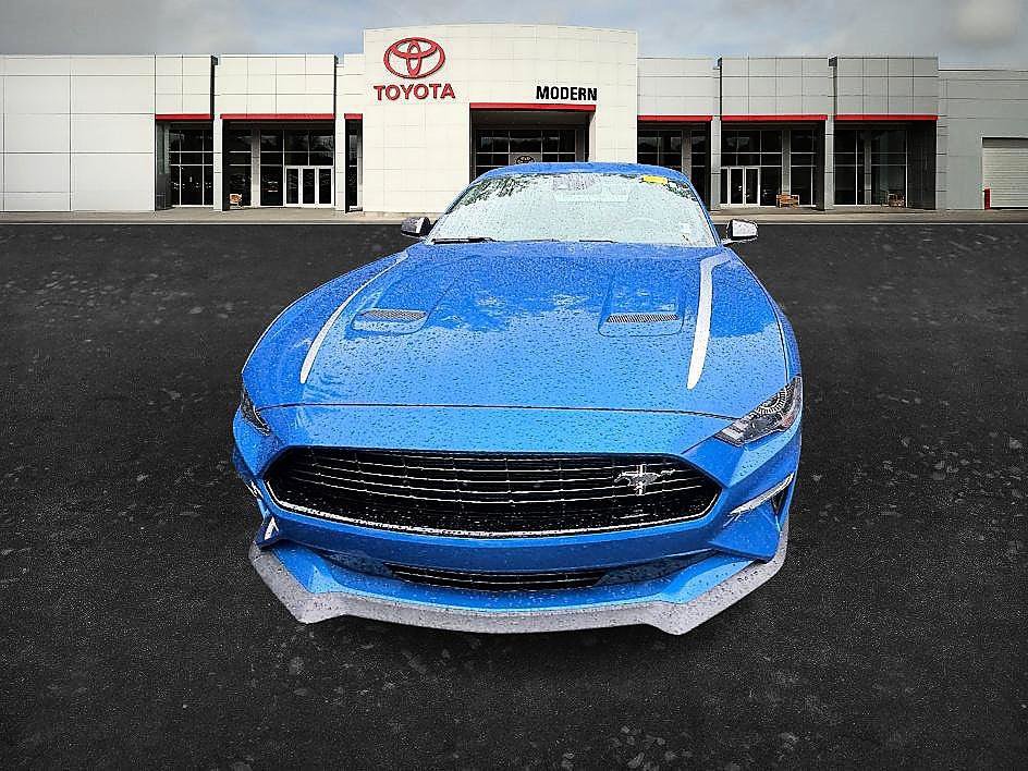 Used 2020 Ford Mustang Premium w/ 2.3L High Performance Package RWD image 4