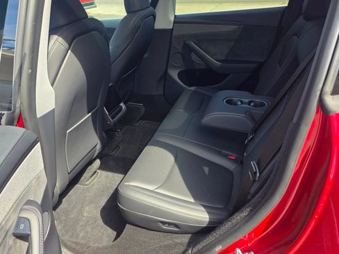 Used 2026 Tesla Model Y AWD image 11