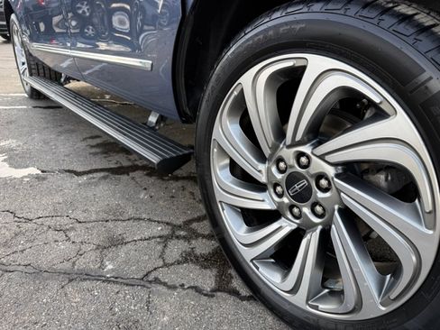 Used 2023 Lincoln Navigator L Reserve w/ Equipment Group 201A image 47