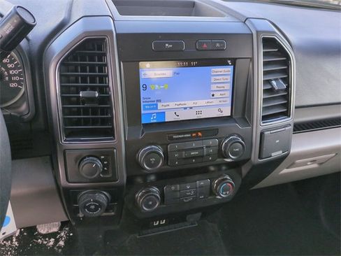 Certified 2019 Ford F150 XLT w/ Trailer Tow Package image 11